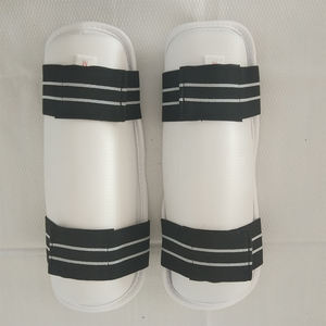 อุปกรณ์ป้องกันแขนและเท้าสำหรับป้องกันมือและเท้าเทควันโด - Product Image 5