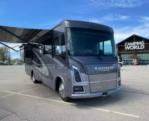 Autocaravana Usada con Garantía del 100%, Super 2020 2021 2022 2023 2024, Autocaravana Usada Winnebago Clase A Sunstar 33K 2024 - Product Image 4