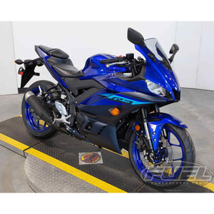 Motocicleta de Carreras Yamaha YZF-R3 Original 2024, Motor de Gasolina de 4 Tiempos y 250 cc, Freno de Disco (Delantero/Trasero) - Product Image 1