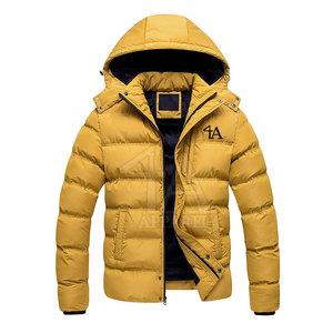 La mejor chaqueta de hombre de diseño con diseño acolchado que ofrece comodidad y calidez para el uso diario informal - Product Image 1