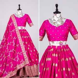 Georgette lehenga choli สไตล์โมเดิร์นพร้อมด้วย dupatta กับงานปักตามลำดับซัพพลายเออร์ขายส่ง - Product Image 6