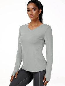 Camisa de manga larga para mujer para entrenamiento Dry Fit Yoga camisetas con cuello en V - Product Image 4