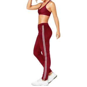 Leggings d'entraînement de sport à séchage rapide de haute qualité costume Sexy Yoga Fitness porter des ensembles avec logo personnalisé sur la taille moyenne - Product Image 3