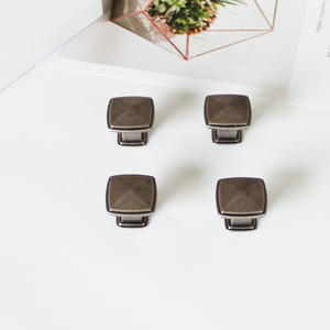 Poignées de meuble vintage carrées en alliage de zinc, boutons de tiroir bronze antique pour cuisine, armoire, placard, quincaillerie de mobilier - Product Image 3