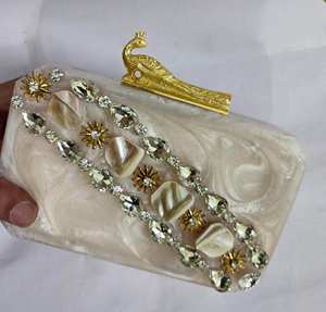 Bolso de mano tipo personalizado de resina artesanal india para mujer - Product Image 1