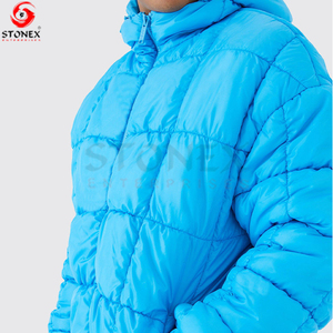 High Quality Lightweight Cozy Extreme Puffer Jacket Casual Style Hooded Padded Jacket Stand Collar Zipper Wholesale for Winter - Product Image 3