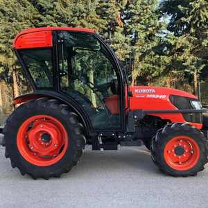 Tracteur Kubota BX2680 M8540 Deutz Fahr 4x4 FWA Neuf avec Moteur 8CV, Boîte de Vitesses Agricole et Noyau d'Engrenage Inclus, Télécommande - Product Image 1