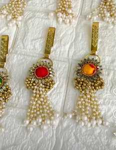 พวงกุญแจ satka kundan สำหรับสุภาพสตรี haldi mehendi ของขวัญแต่งงานเพื่อนเจ้าสาวของขวัญคืนเพื่อนเจ้าสาวของขวัญแบบดั้งเดิม - Product Image 5