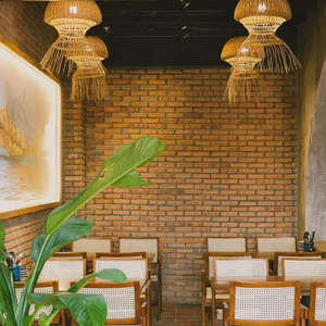 Lámpara de Techo Colgante de Ratán con Forma de Medusa, Lámpara LED Tejida a Mano con Interruptor de Control para Uso Doméstico, Disponible en Tamaños Medianos - Product Image 5