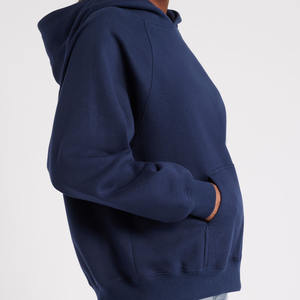 Sudadera con capucha Terry extragrande de Invierno para mujer, personalizada con logotipo frontal, diseño básico liso a la venta - Product Image 2