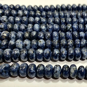 Cuentas de piedras preciosas lisas de sodalita natural Rondelle de 8mm vendidas por hebra cuentas de joyería de 8 pulgadas de largo - Product Image 1