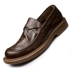 Zapatos Brogue de Gamuza Suave con Bordes Perforados y Suela Ligera, Zapatos Casuales para Hombre, Zapatos de Moda - Product Image 1