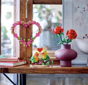 LE GO Ensemble de construction d'ornements en forme de cœur, cadeaux et loisirs créatifs pour la Saint-Valentin, idée artistique et artisanale amusante pour les filles et les garçons de 9 ans et plus - Product Image 4