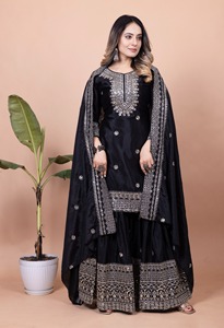 नए डिजाइनर कढ़ाई किए गए चियन शार्ारा सूट के साथ नए डिजाइनर कढ़ाई काम के साथ पूरे स्टिच