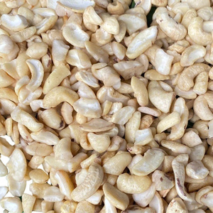 High Quality Raw Cashew <b>Nuts</b> Cashew <b>Nuts</b> W210 Cashew <b>Nuts</b> WW180, WW240, WW320 SANTIGO Customized Packaging - Product Image 1