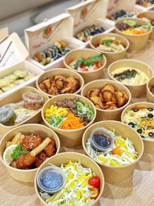 Bols en papier kraft résistants aux fuites et à l'huile, jetables, imprimés sur mesure, pour plats à emporter chauds, avec couvercle, qualité alimentaire - Product Image 5