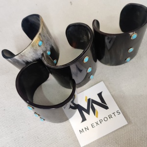 Pulsera Hecha a Mano de Alta Calidad, Brazalete de Cuerno Natural Hecho con Cuerno de Búfalo Genuino, Técnica Pulida Ecológica - Product Image 5