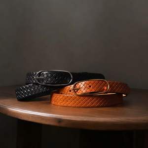 Cinturones de cuero genuino verdadero para uso unisex con diseño de logotipo personalizado - Product Image 3