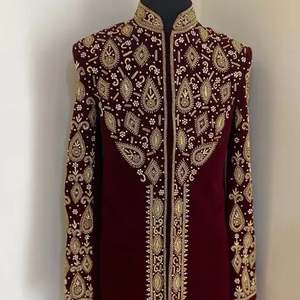 Sherwani marron brodé de Zari en or avec pantalon et chaussures assorties grande taille robe de soirée/mariage 202 ". - Product Image 1