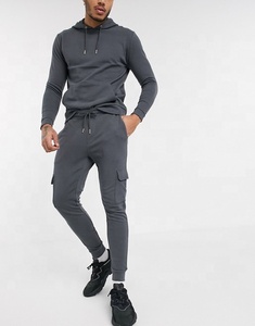 Conjunto de ropa deportiva con capucha para correr personalizado, chándal informal de manga larga para hombre, chándal con capucha de sublimación de Color sólido - Product Image 3