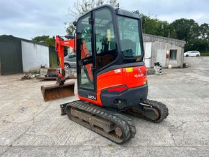 รถขุดขนาดเล็ก Kubota U27-4 มือสองคุณภาพสูง แบบ Zero Swing ขนาดกะทัดรัด น้ำหนัก 2.7 ตัน อุปกรณ์ก่อสร้าง ราคาดี จัดส่งรวดเร็ว - Product Image 1