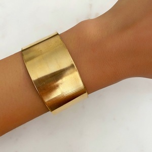 Bracelet manchette en laiton brut lisse Choisissez votre taille petite, moyenne ou grande, manchette prête à porter - Product Image 1