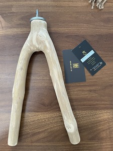 100% Café madera pájaro percha soporte naturaleza madera juguete para pájaros al por mayor de Sara + 84 797 415 298 - Product Image 4