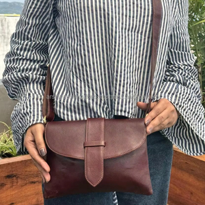 Sac à bandoulière en cuir véritable de haute qualité de luxe en gros pour femmes sac à main à une épaule en cuir de vachette de créateur de mode pour femmes - Product Image 2