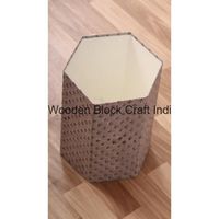 Poubelle en bois faite à la main avec structure debout décorative imprimée de fleurs pour le recyclage à l'aide de tissu 100% coton dans la salle d'étude