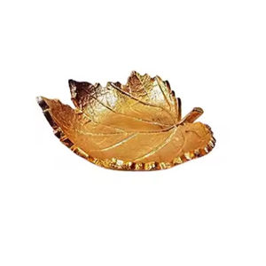 Plateau de décoration de table pour la maison Plateau de serveur doré Plateaux en métal de créateur les plus récents Plats et assiettes de service en forme de feuille - Product Image 5