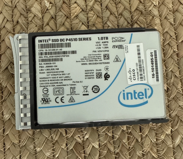 Data Server SSD for Intel 1TB SSDPE2KX010T8K DC P4510 SERIES NVME PCIE 3.1x4 SFF 2.5" TLC SSD