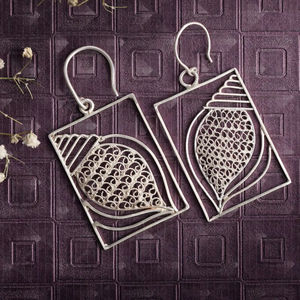 ต่างหูทรงสี่เหลี่ยมเกรดสูงแวววาวเครื่องประดับแฟชั่นจากผู้จำหน่ายอินเดีย - Product Image 1