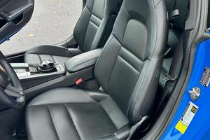 Porsche 911 Carrera 4S Coupé Twin-Turbo Flat-6 d'occasion propre, modèle 2022 - Product Image 6