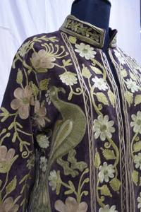 Chaqueta Acolchada Kantha Bordada Suzani Hecha a Mano al por Mayor para Mujer, Talla Única Regular, Otoño/Invierno, Lona Ecológica - Product Image 6