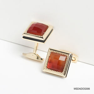 Colección Tinh Vu: Gemelos de Lujo para Hombre Chapados en Oro de 18K - Piedra Preciosa de Ágata Roja Facetada Fengshui (MSDADOG006) - Hecho en Vietnam - Product Image 2