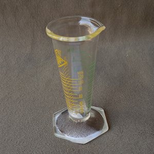 Cylindre gradué en verre scientifique d'usine indienne, double échelle, écologique, 50 ml, base hexagonale, outil de précision, laboratoire, usage domestique - Product Image 3