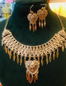 Collar de perlas de circón de diamante clásico de Dubái para mujer, cadena de hilo de aleación Vintage chapada en oro, regalo de joyería de aniversario de boda - Product Image 5