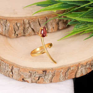 925แหวนเงินสเตอร์ลิงสไตล์วินเทจพร้อมโกเมนสีแดงธรรมชาติน่ารักเครื่องประดับอัญมณีชุบโรเดียม - Product Image 6