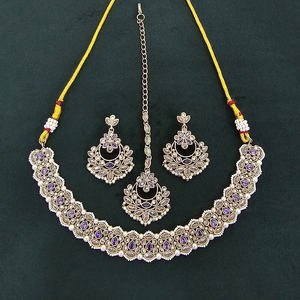ชุดสร้อยคอไข่มุกแบบโบราณดีไซน์เนอร์พร้อมเครื่องประดับแฟชั่นประดับเพชรแนวเจ้าหญิงตัดพร้อมชุบโลหะสำหรับผู้หญิง - Product Image 4