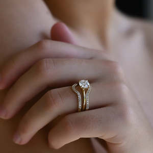 925 <b>Sterling</b> <b>Silver</b> Vintage Curved Style VVS1 Moissanite Round Cut Women's Engagement <b>Ring</b> Elegant and Luxurious - Product Image 3