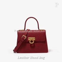 Tas tangan kulit wanita kustom sempurna untuk penggunaan sehari-hari untuk membawa barang-barang penting di perjalanan tas tangan kustomisasi
