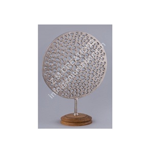 Meilleure vente de sculpture de luxe en aluminium artisanale en métal avec base en bois ornement de décoration d'intérieur tendance pour mur ou table - Product Image 1