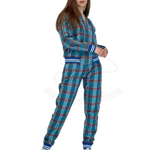 Nouvel arrivage de vêtements de sport de haute qualité Survêtements pour patchs personnalisés imprimés pour femmes Ensemble de survêtements deux pièces - Product Image 1