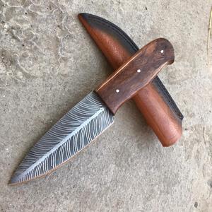 Ensemble de couteaux de skinner en acier inoxydable faits à la main et personnalisés Outil de coupe de précision unique pour une utilisation en extérieur Ensembles de couteaux à lame tranchante de qualité supérieure - Product Image 3