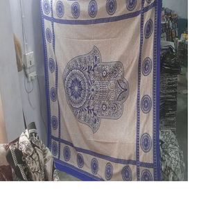 Tapiz de pared con temática de mandala hecho a medida, ideal para tiendas de suministros bohemios y tiendas de temática hippie en impresión de color azul - Product Image 1