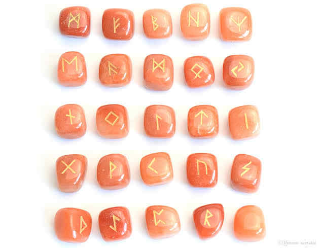 Wholesale Natural Pink Rose Quartz Tumble Pebbles Factory Price Engraved Runes Set Energy Set for Religious Style 25 Pieces