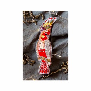 Diseños de bordado hechos a mano en forma de pájaro adornos colgantes elegantes para la decoración del árbol de Navidad y la decoración del hogar - Product Image 1