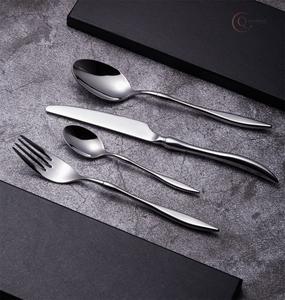 Ensemble de couverts de table élégant, écologique et moderne pour la maison et les fêtes |   Couverts élégants en acier inoxydable - Product Image 1