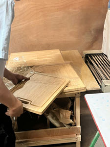 Grande planche à découper en bois d'acacia de qualité supérieure avec poignée, lavable au lave-vaisselle, réutilisable pour la viande, le pain, la cuisine, le restaurant, la maison - Product Image 6