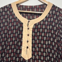 Robe pour femmes en rayonne noire à imprimé floral Ajrakh, inspirée de Kali, manches 3/4 |   Vêtements décontractés ethniques de style A-Line